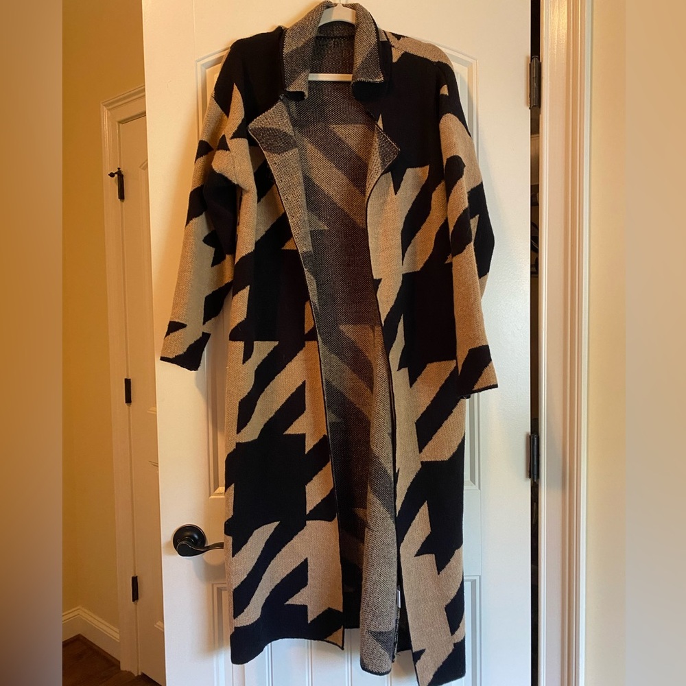 Houndstooth Open Front Cardigan, Tan and Black Large Print